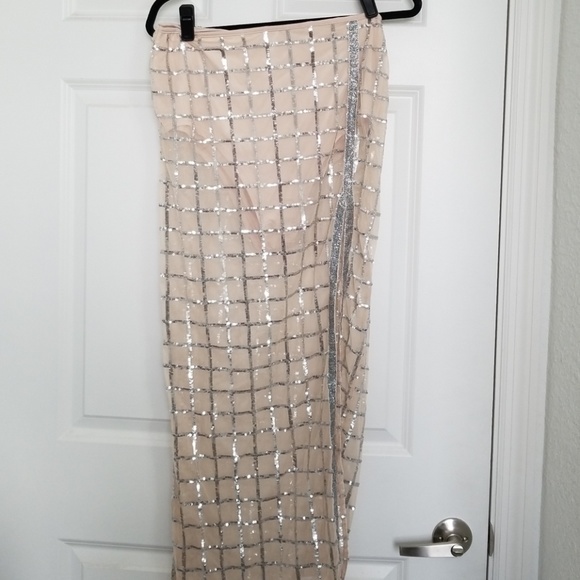 Two piece set - Picture 3 of 4